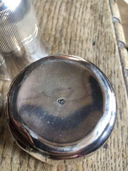 Lot of five silver goblets.

Three silver...