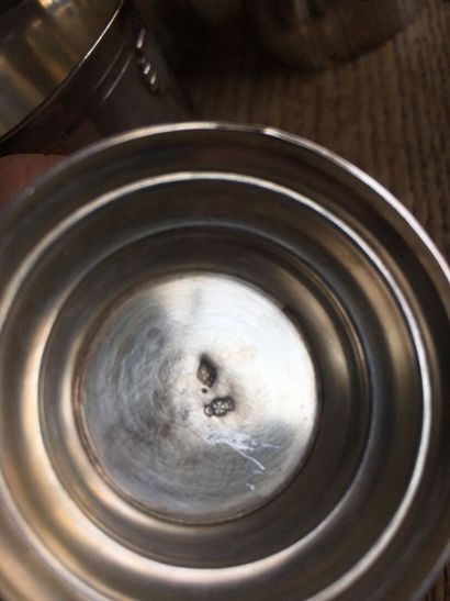 Lot of five silver goblets.

Three silver...