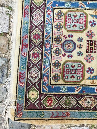 PERSIA, 20th century

Wool and silk carpet,...