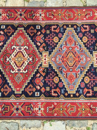 CAUCASUS, XXth century

Woolen gallery carpet...