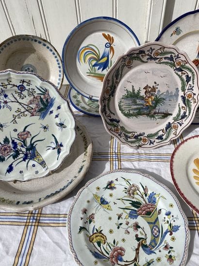 Lot en Quimper, Rouen, Gien et divers manufactures,...