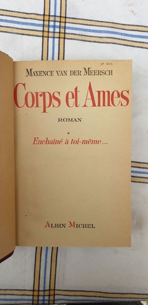 Lot of 14 books from the 19th and 20th century...
