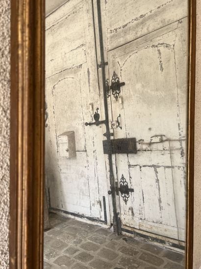 Glace en bois doré, XXème siècle

190 x 82...