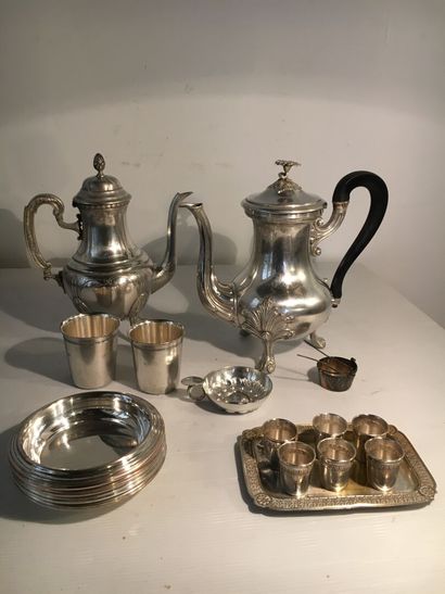 Lot of silver plated metal including: 

2...