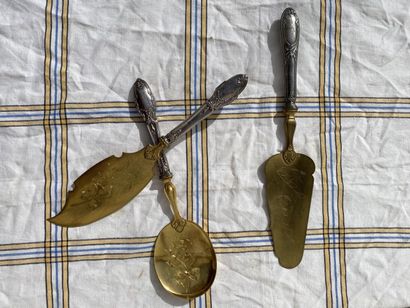 Ice cream set in gilded metal, handle in...