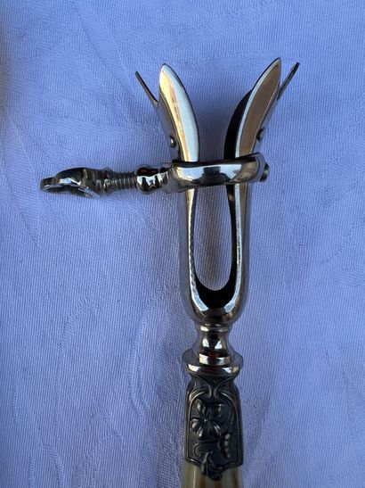 Set of cutlery composed of 12 table knives,...