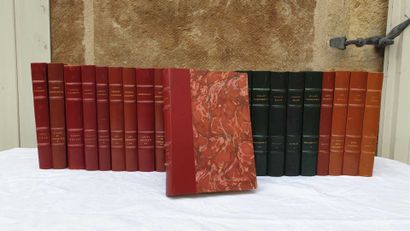 Set of 24 books of the Universal Collection...