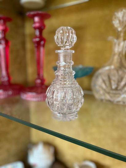Small lot of glassware, 19th and 20th century

Including...