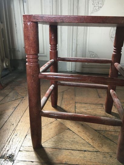 Set of two chairs and a stool 

- H. 84,...