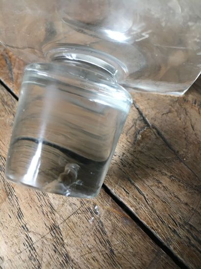 Lot of various glassware