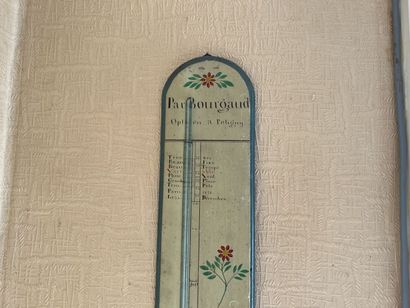 Barometer thermometer in lacquered wood,...