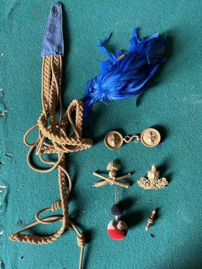 Lot: Clasp and shako pattern of Engineer...