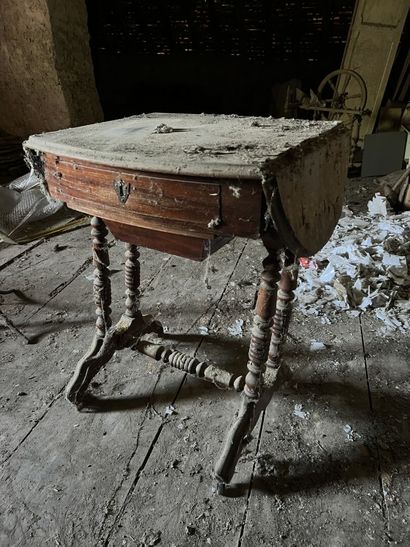 Mahogany and mahogany veneer shutter table,...
