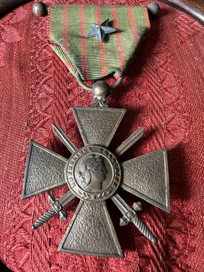 France Lot of 4 decorations : Legion of Honor...