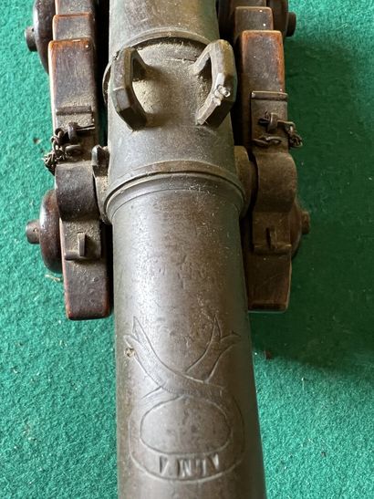 Model of the Alma marine gun. Rifled barrel,...