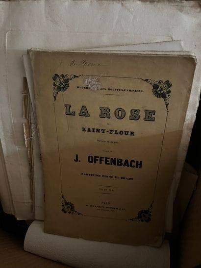 Mannette E Fort lot de livres comprenant...