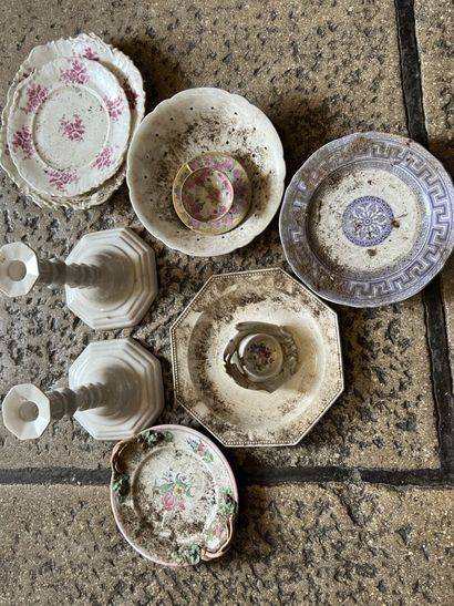 St CLEMENT, XXème siècle

Paire de bougeoirs...