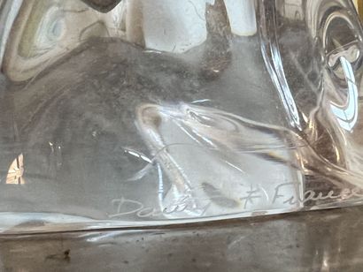 DAUM, XXème siècle

Lampe en cristal à décor...