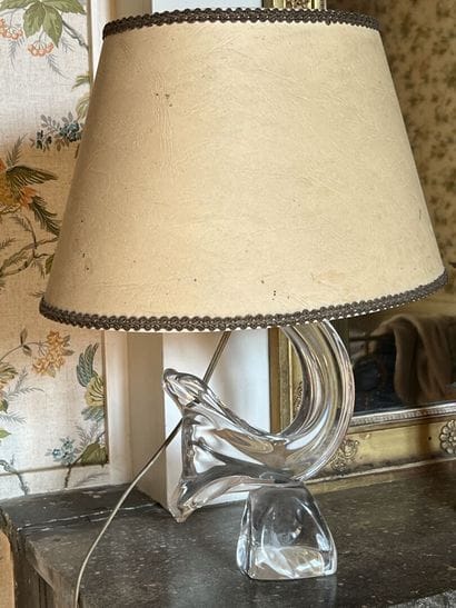DAUM, XXème siècle

Lampe en cristal à décor...