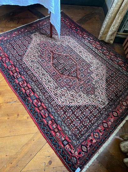 Deux tapis XIXe - XXe 125 x 163 cm 200 x...