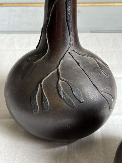 Paire de vase dans le gout de GALLE, XXème...