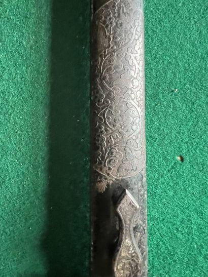 Dagger of venery. Handle with sides. Iron...