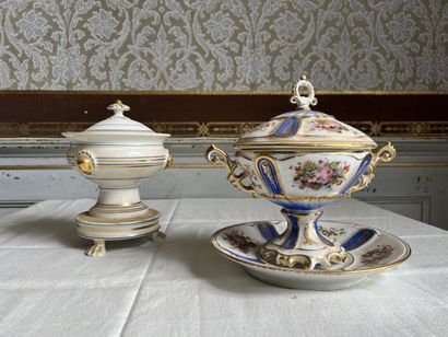 PARIS, Louis Philippe period

Pair of covered...