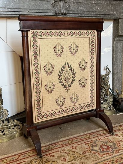Mahogany and mahogany veneer fire screen,...