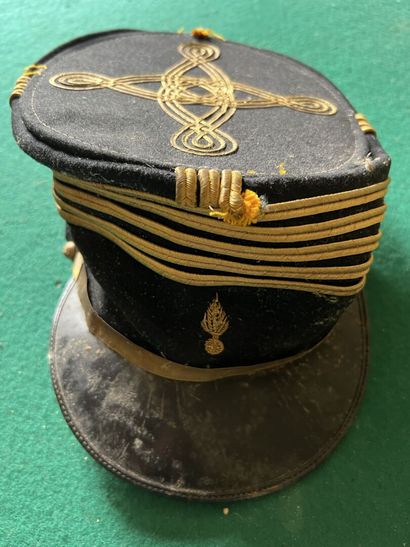 Remainder of a Colonel of Artillery kepi....