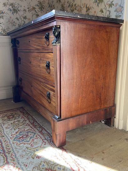 Mahogany and mahogany veneer chest of drawers,...