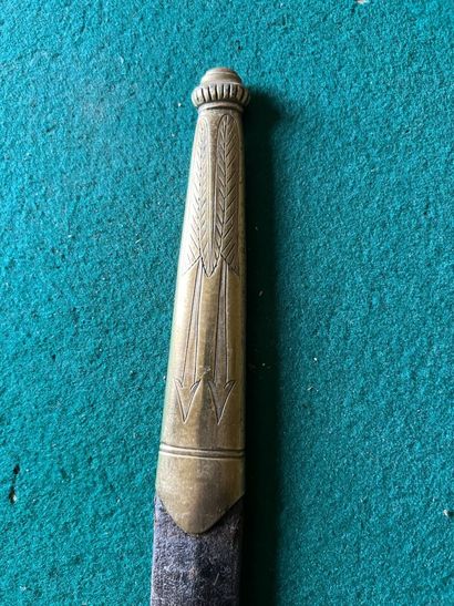 Wolfman's dagger. Handle in horn. Brass mounting,...