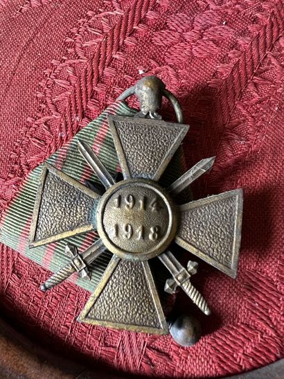 France Lot of 4 decorations : Legion of Honor...