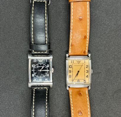 
EMPORIO ARMANI - Lot de deux montres rectangulaires...