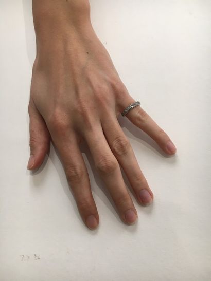American wedding band in platinum

Gross...