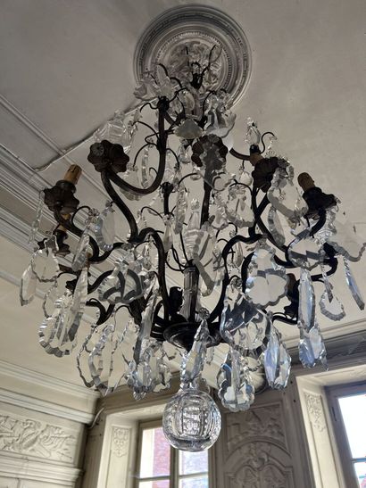 Tassel chandelier 

H. 112 cm