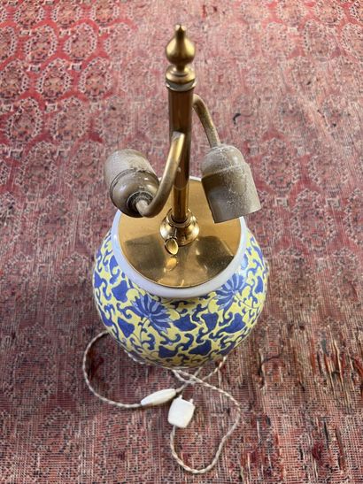 In the taste of CHINA, XXth century

Earthenware...
