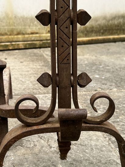 Pair of andirons 

H. 45, D. 42,5 cm