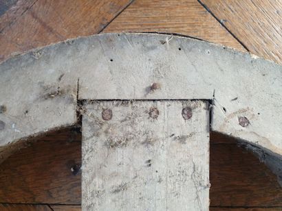 Bed canopy

H.80, L.53 cm
