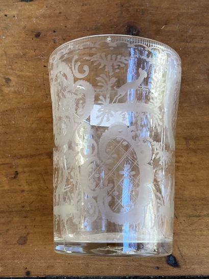 Glass goblet engraved with reserves decorated...