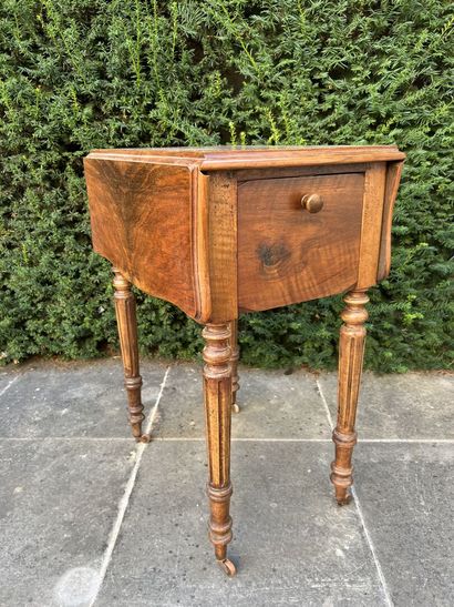 Walnut veneered shutter table, Louis-Philippe...