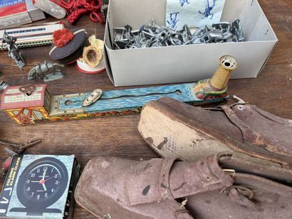 Lot of war souvenirs, resistance and various...