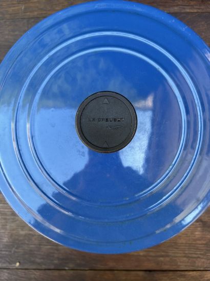 Lot le Creuset



We joined a Burgundian...