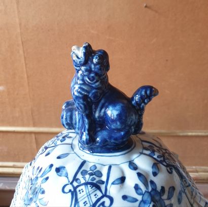 DELFT, late 18th, early 19th century

Earthenware...