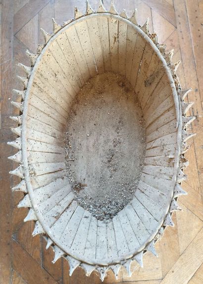Small root planter circa 1900

H.78, W.32,...