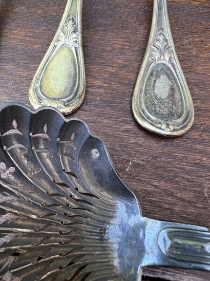 Silver lot including 3 cutlery and a fork...