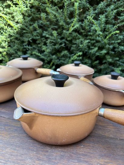 Set of 5 Le Creuset pans
