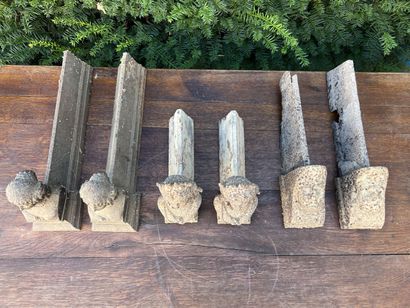 Lot of three pairs of andirons, XIXth century

Decorated...