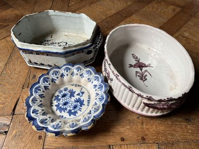 18th and 19th century earthenware lot including...