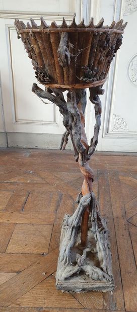 Small root planter circa 1900

H.78, W.32,...