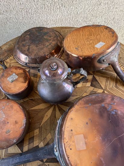 Batch of brassware
